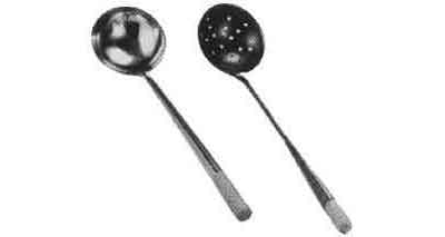 SOUP LADLE CHINESE STEEL, PERFORATED 130MM DIAM